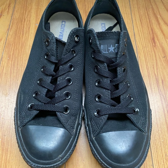 Converse Shoes - Picture 1 of 5